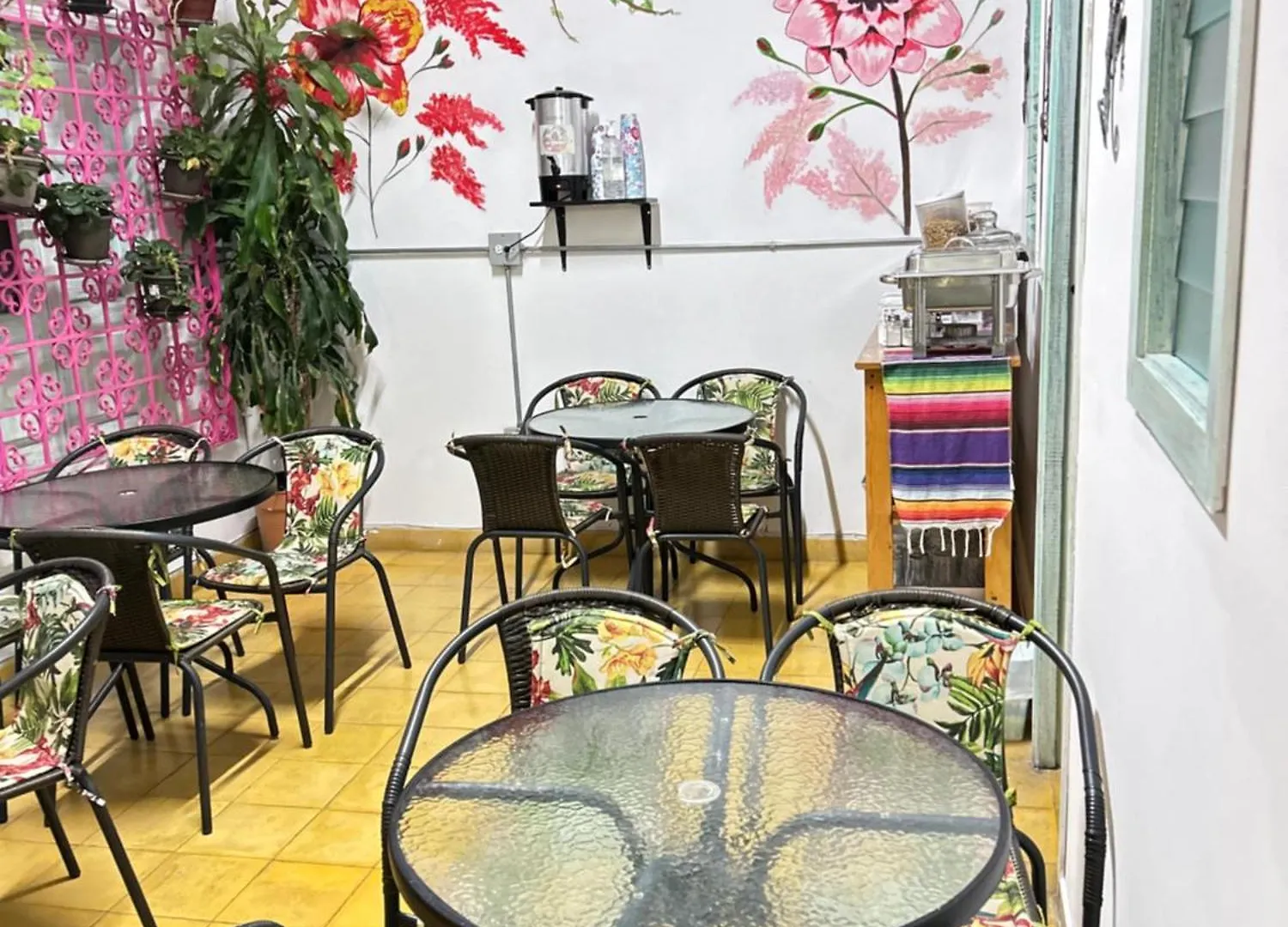 Hotel Boutique Stay La 10 Medellín Hostel
