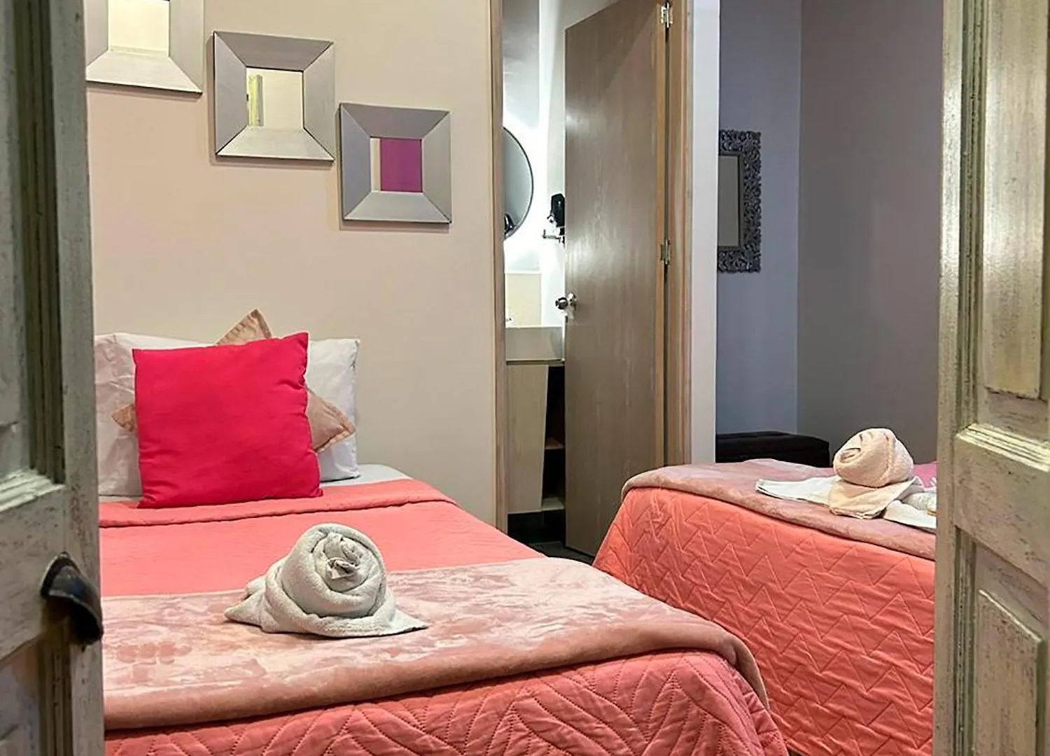 Hotel Boutique Stay La 10 Medellín 0*,  Colombia