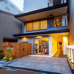Meldia Shijo Kawaramachi Annex Japon