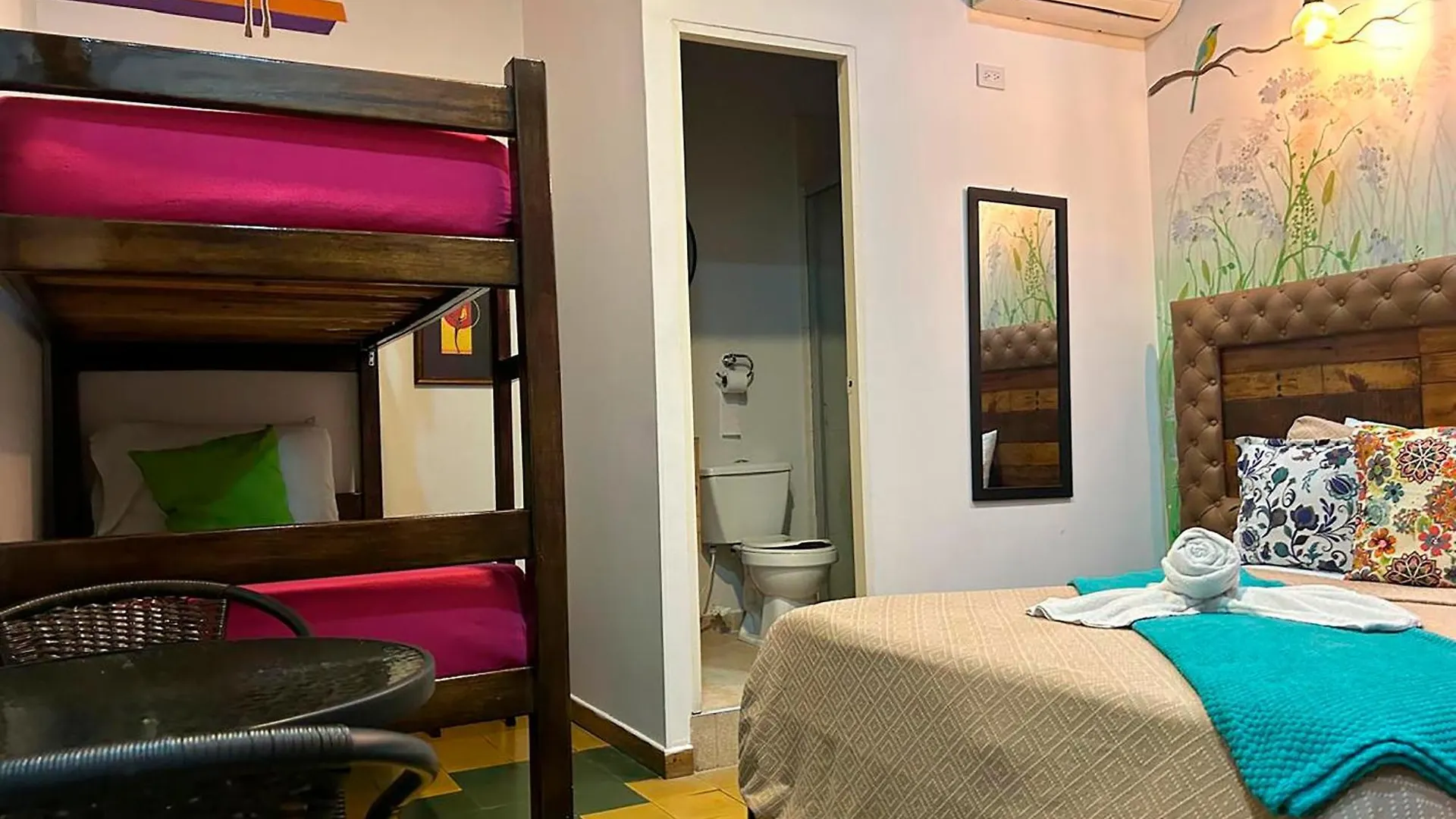Hostel Hotel Boutique Stay La 10 Medellin